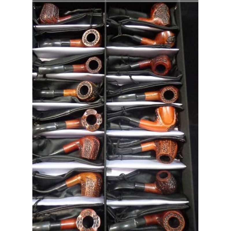 18Ct Wood Pipes Disp